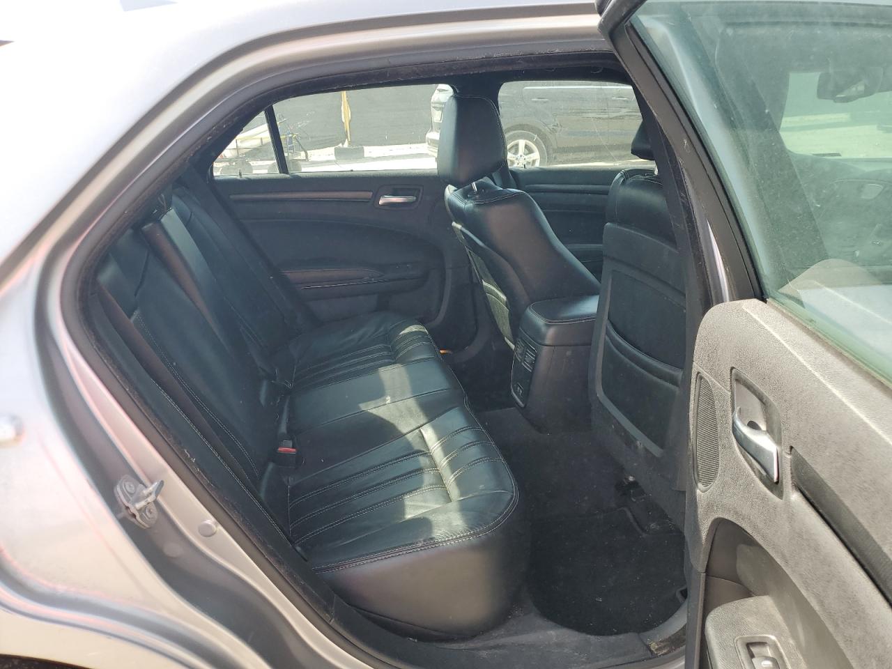 2016 Chrysler 300 S VIN: 2C3CCAGG6GH165834 Lot: 81984075