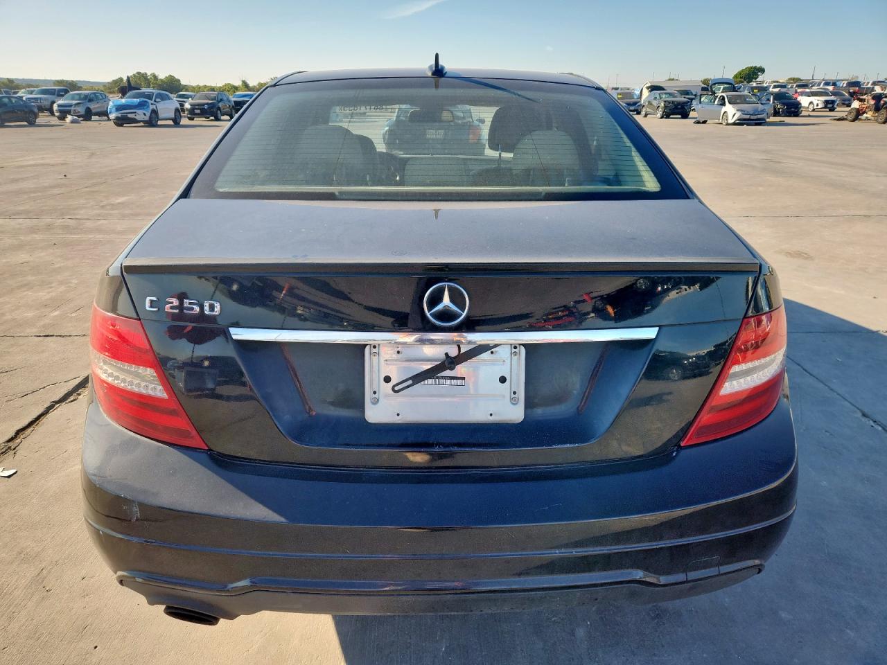 2012 Mercedes-Benz C 250 VIN: WDDGF4HB3CR225061 Lot: 86171855