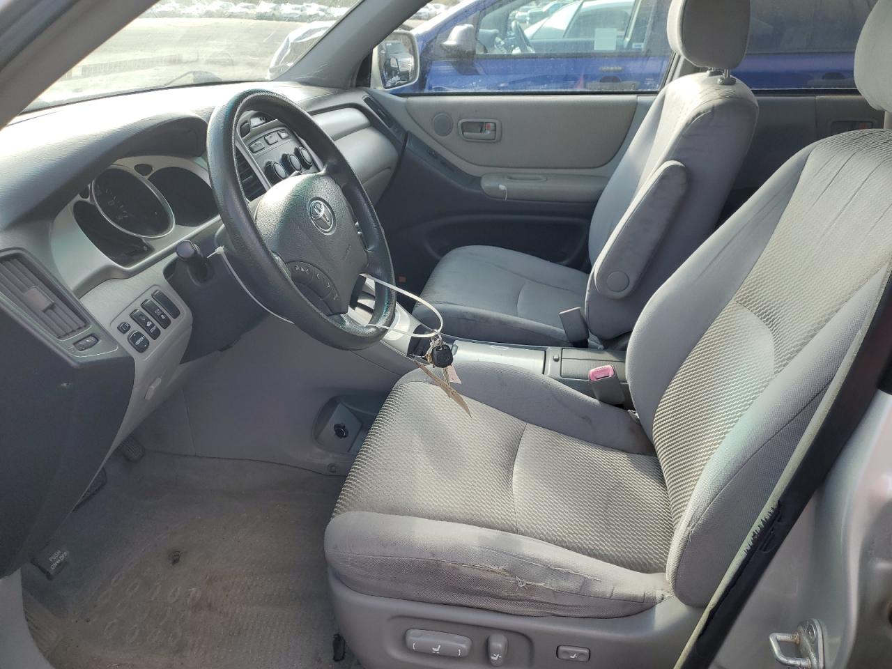 2004 Toyota Highlander Base VIN: JTEDP21A340019790 Lot: 82425365