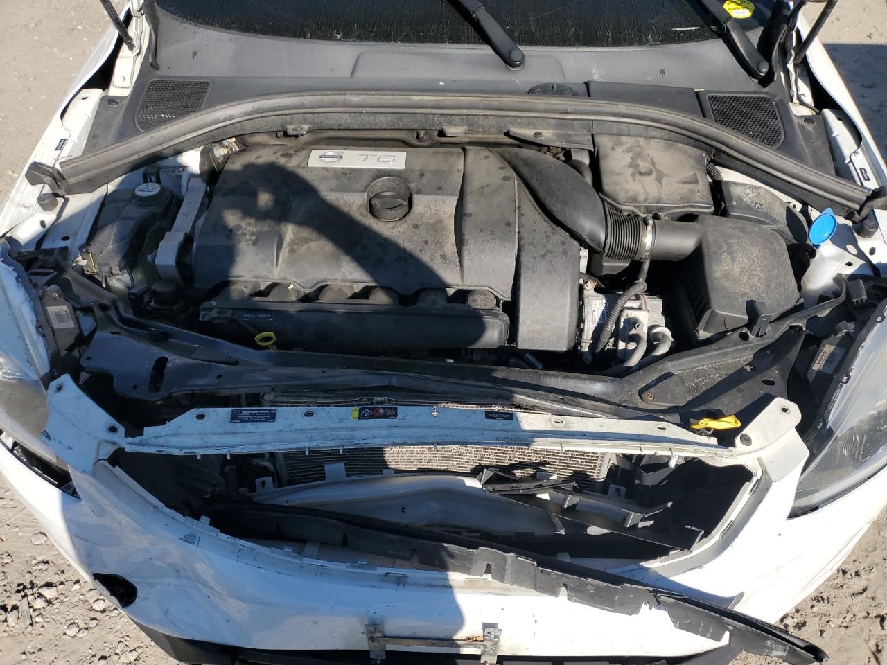 2015 Volvo Xc60 T6 Premier VIN: YV4902RK7F2721613 Lot: 84951055