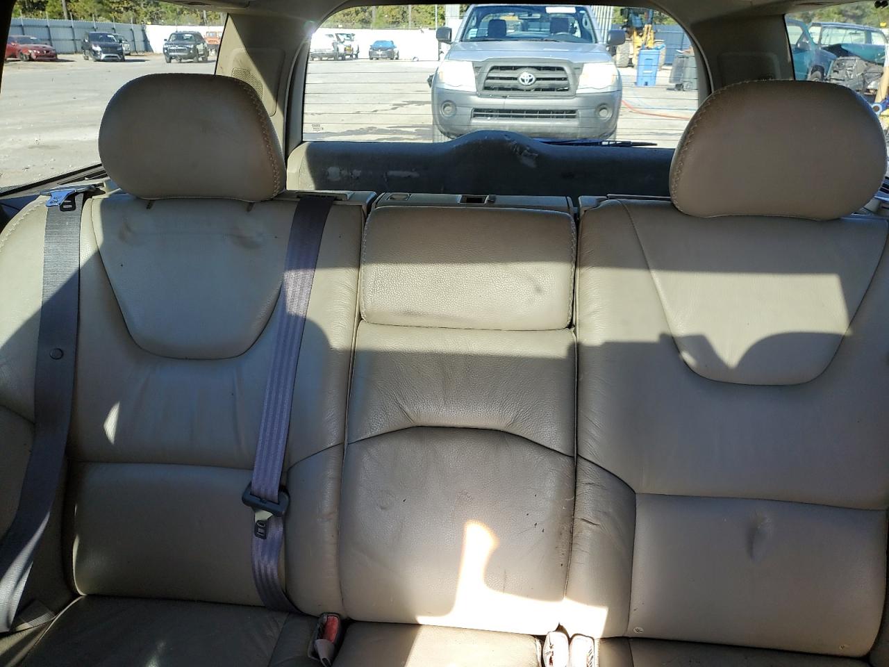 2001 Volvo V70 VIN: YV1SW61N612047862 Lot: 86692145