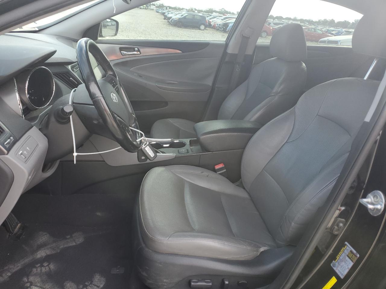2015 Hyundai Sonata Hybrid VIN: KMHEC4A40FA136388 Lot: 82593685