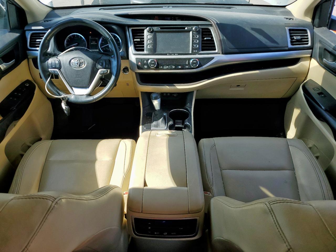 2017 Toyota Highlander Se VIN: 5TDKZRFH0HS519414 Lot: 82242215
