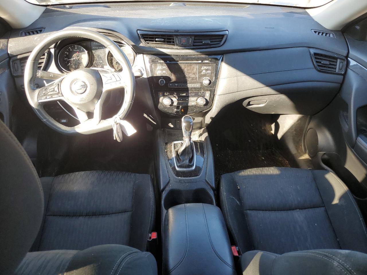 2017 Nissan Rogue S VIN: KNMAT2MV2HP606657 Lot: 85712665