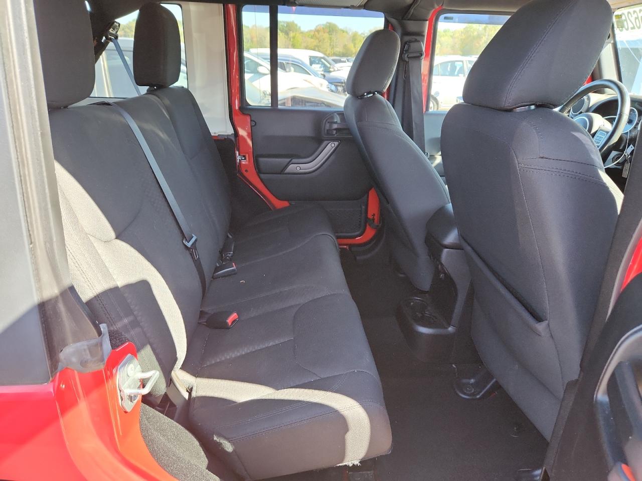 2016 Jeep Wrangler Unlimited Sport VIN: 1C4BJWDG5GL342200 Lot: 85366265