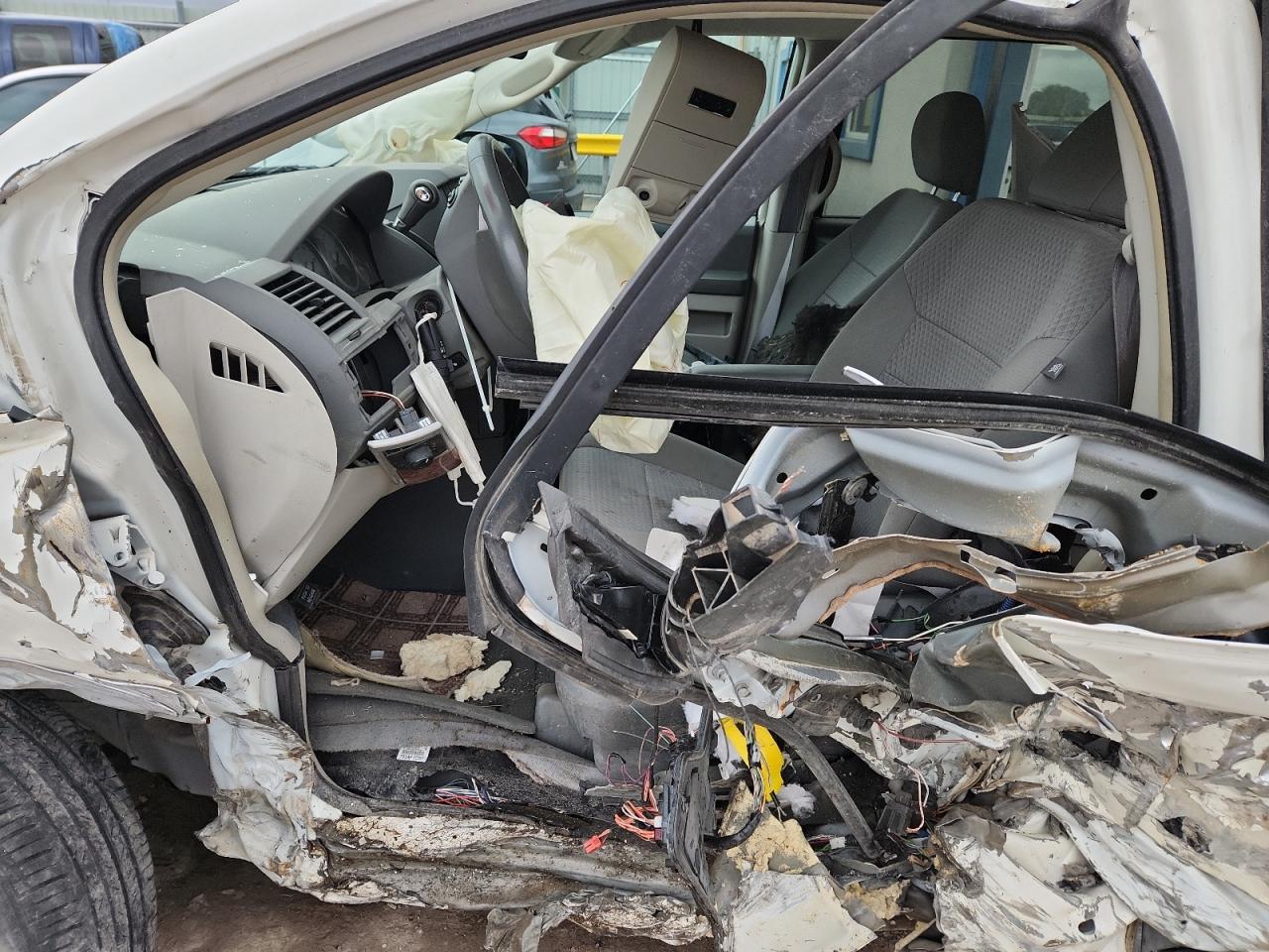 2008 Chrysler Town & Country Touring VIN: 2A8HR54PX8R642216 Lot: 89871075