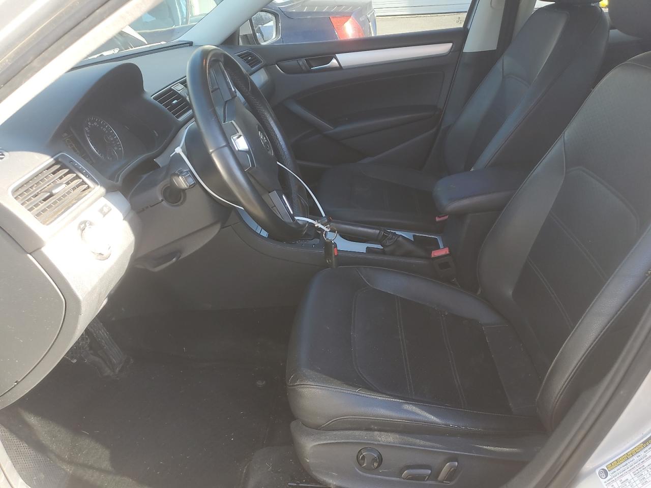 2013 Volkswagen Passat Se VIN: 1VWBP7A30DC053143 Lot: 85183225