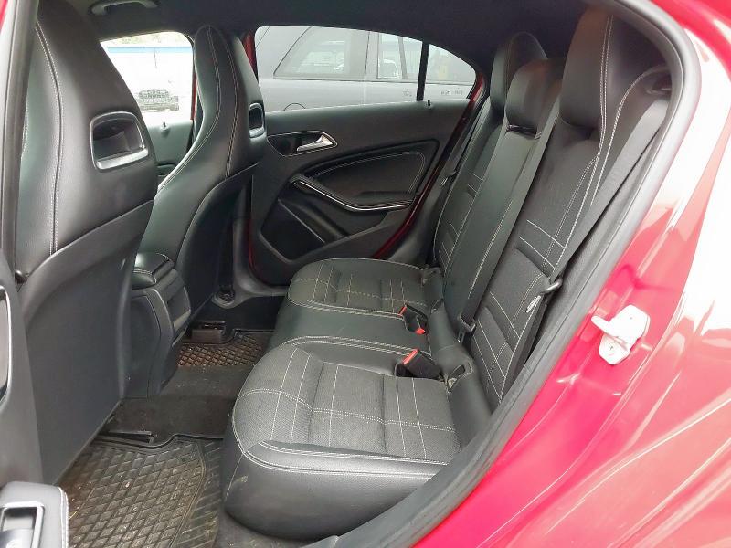 2014 MERCEDES-BENZ A180 BLUEEFFICIENCY SPORT 