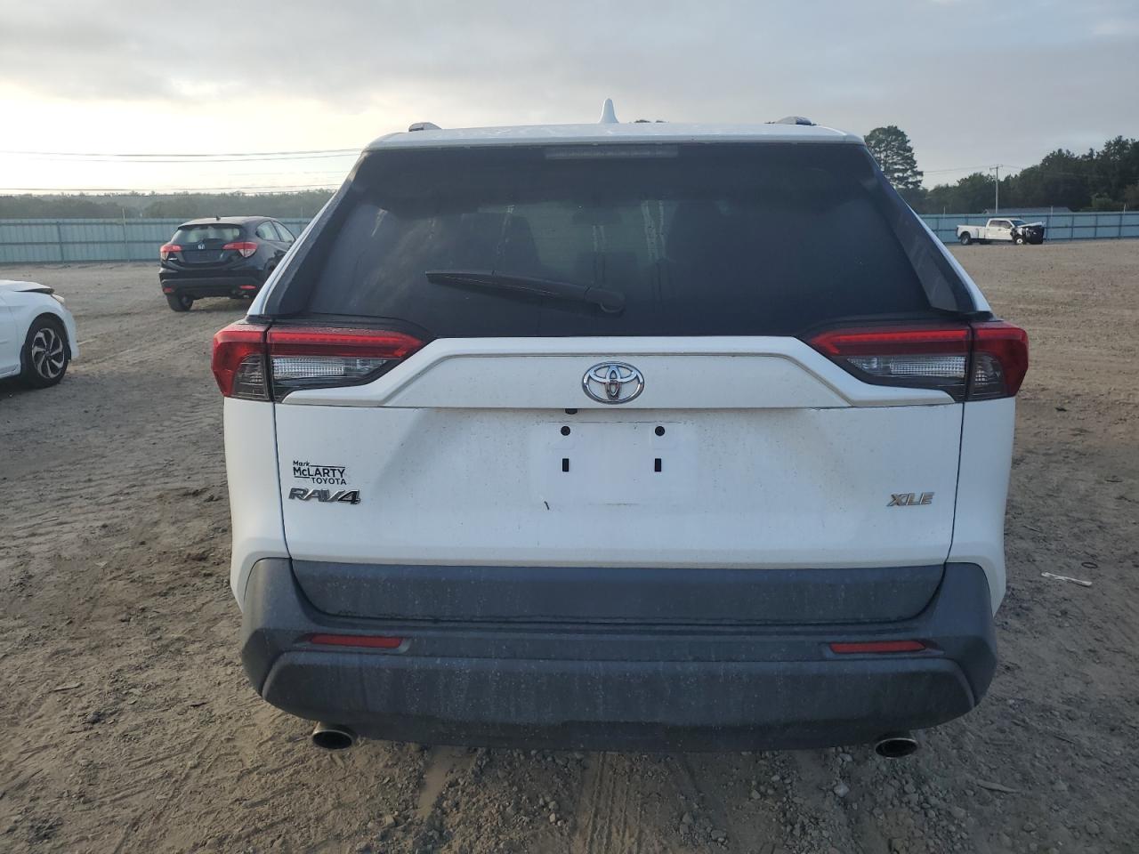 2019 Toyota Rav4 Xle Premium VIN: 2T3C1RFV7KW006216 Lot: 82283695