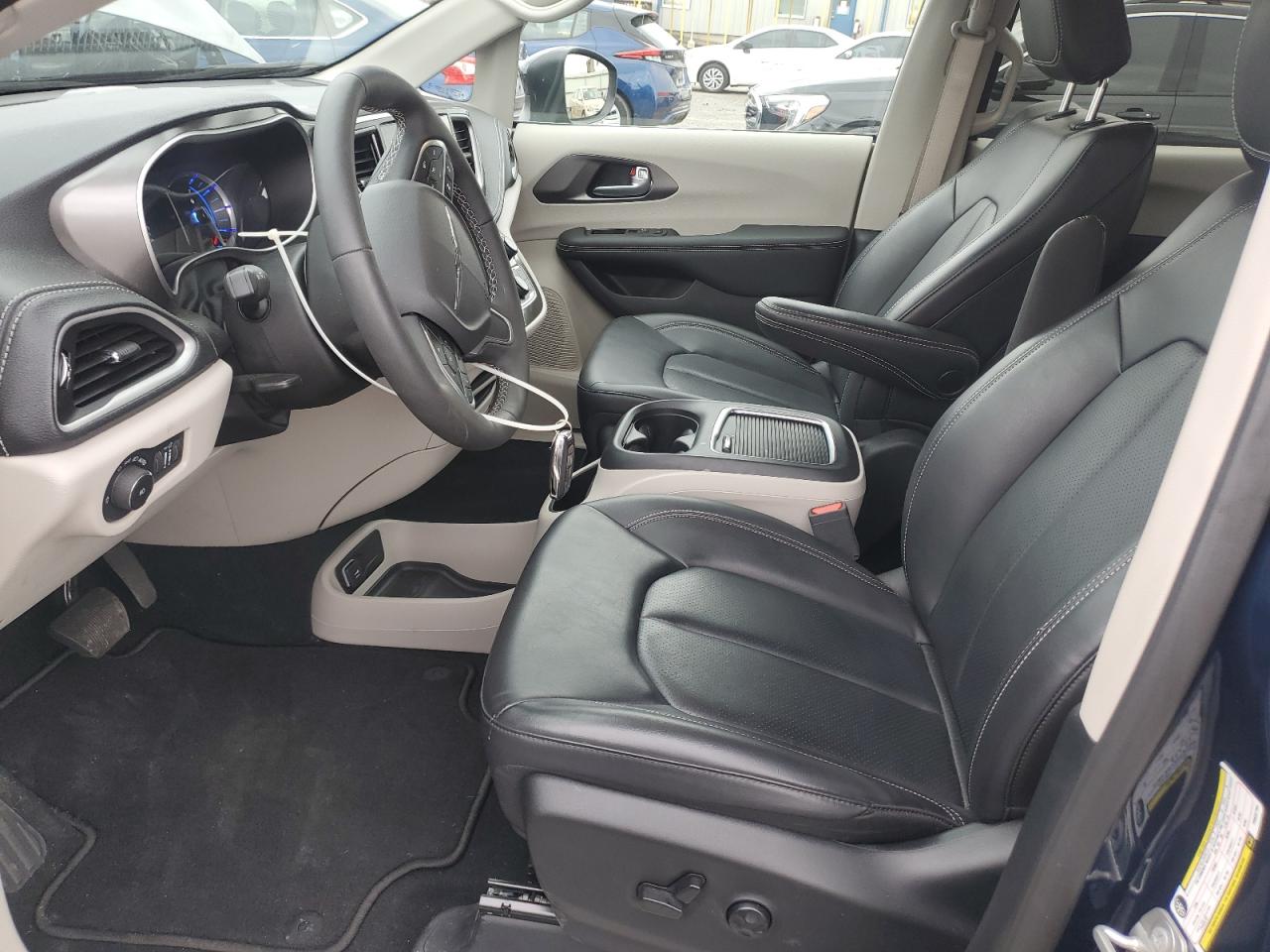 2023 Chrysler Pacifica Hybrid Touring L VIN: 2C4RC1L73PR632794 Lot: 90005985