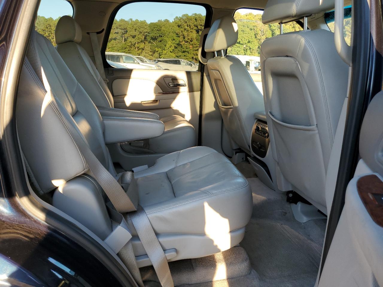 2008 Chevrolet Tahoe C1500 VIN: 1GNFC13068R160305 Lot: 86533105