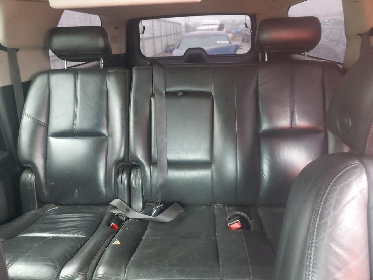 2008 GMC Yukon Xl D VIN: 1GKFK668X8J206621 Lot: 85957365