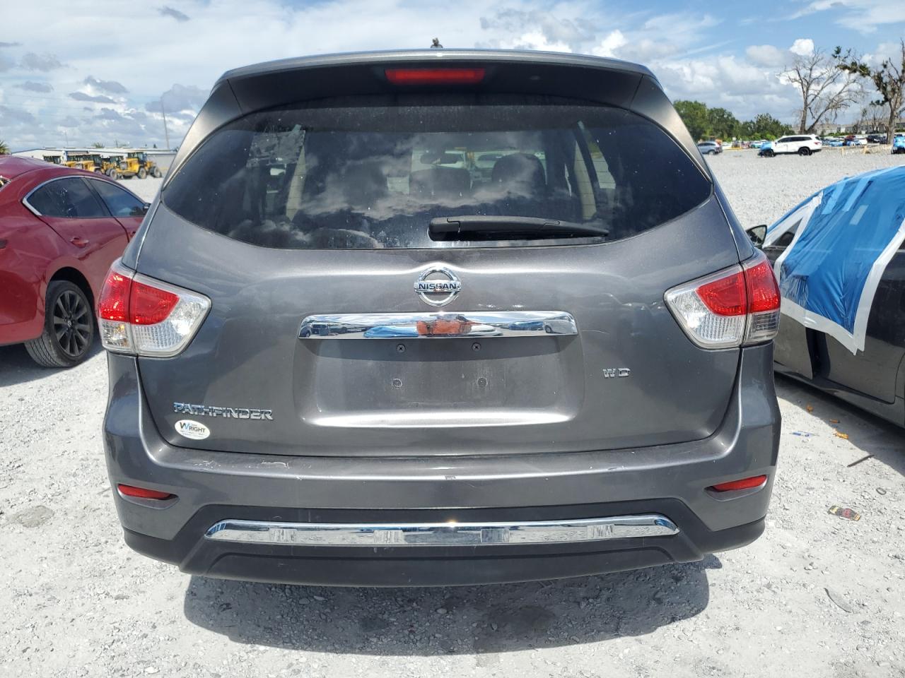 2015 Nissan Pathfinder S VIN: 5N1AR2MM8FC615952 Lot: 82397325
