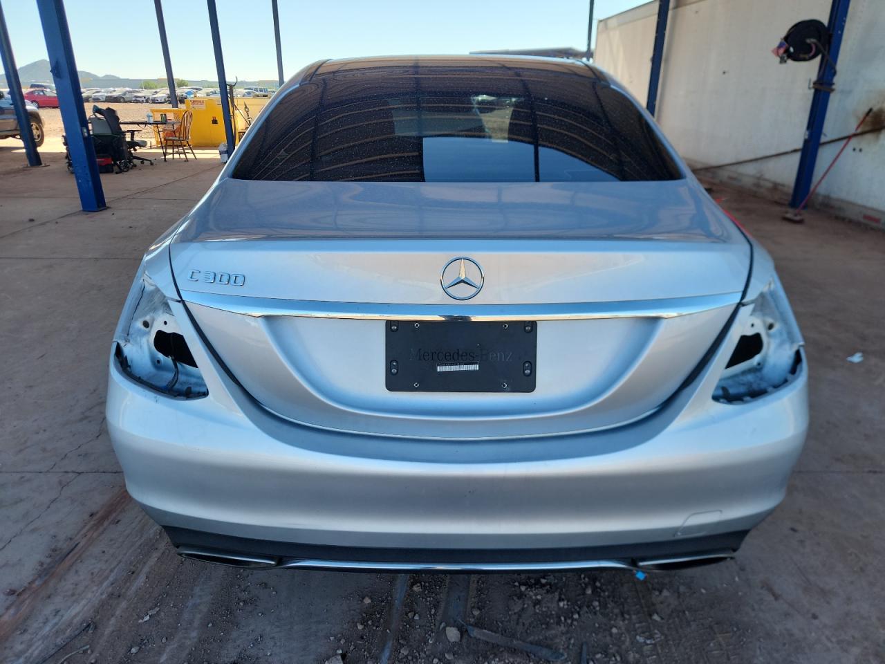 2017 Mercedes-Benz C 300 VIN: 55SWF4JB2HU218940 Lot: 87314585