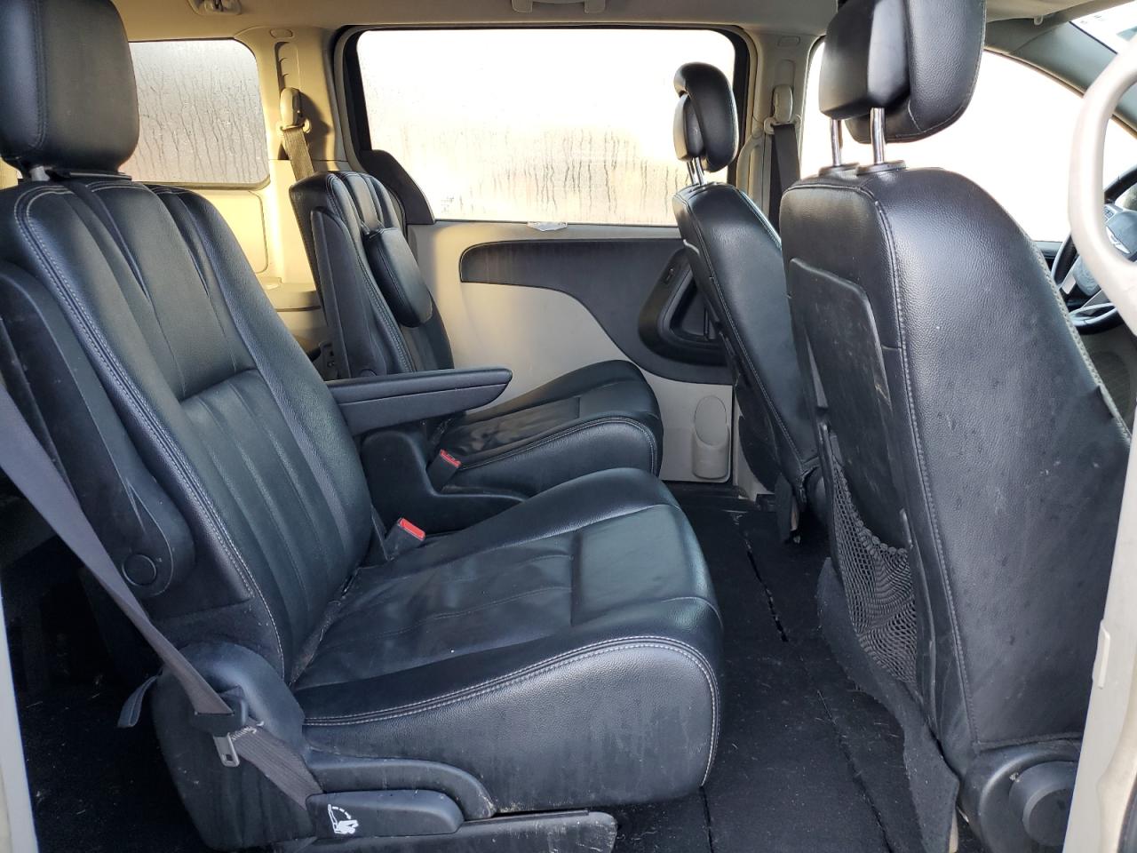 2015 Chrysler Town & Country Touring VIN: 2C4RC1BGXFR537780 Lot: 82740335