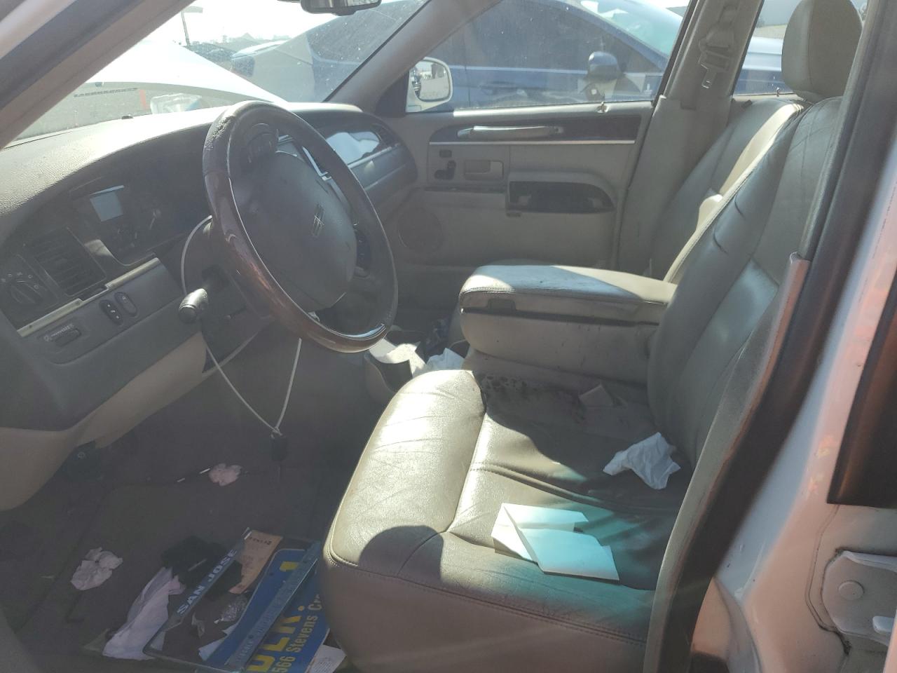 2006 Lincoln Town Car Signature Limited VIN: 1LNHM82W16Y627884 Lot: 87058755