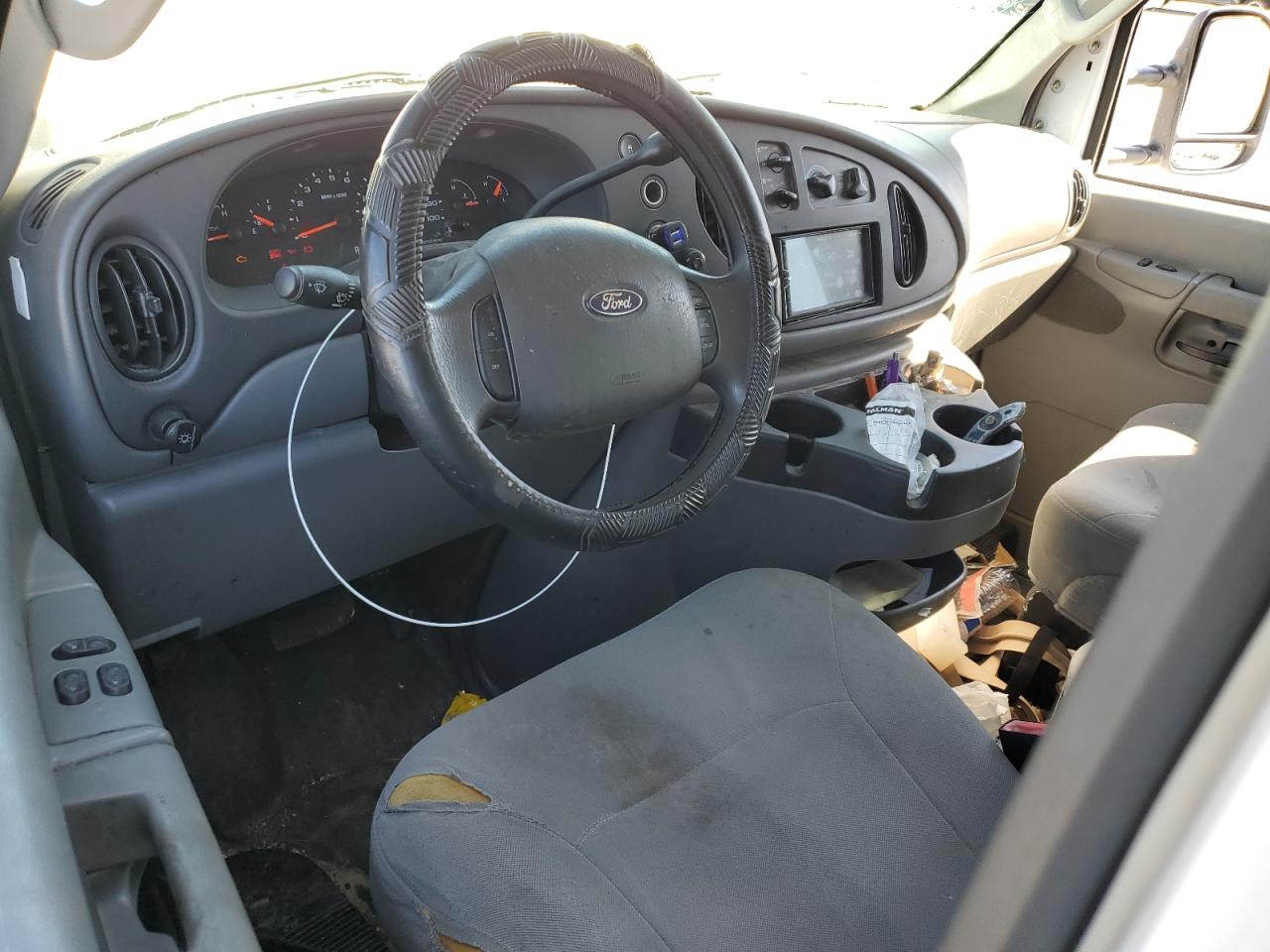 2008 Ford Econoline E350 Super Duty Wagon VIN: 1FBSS31LX8DA86570 Lot: 82287205