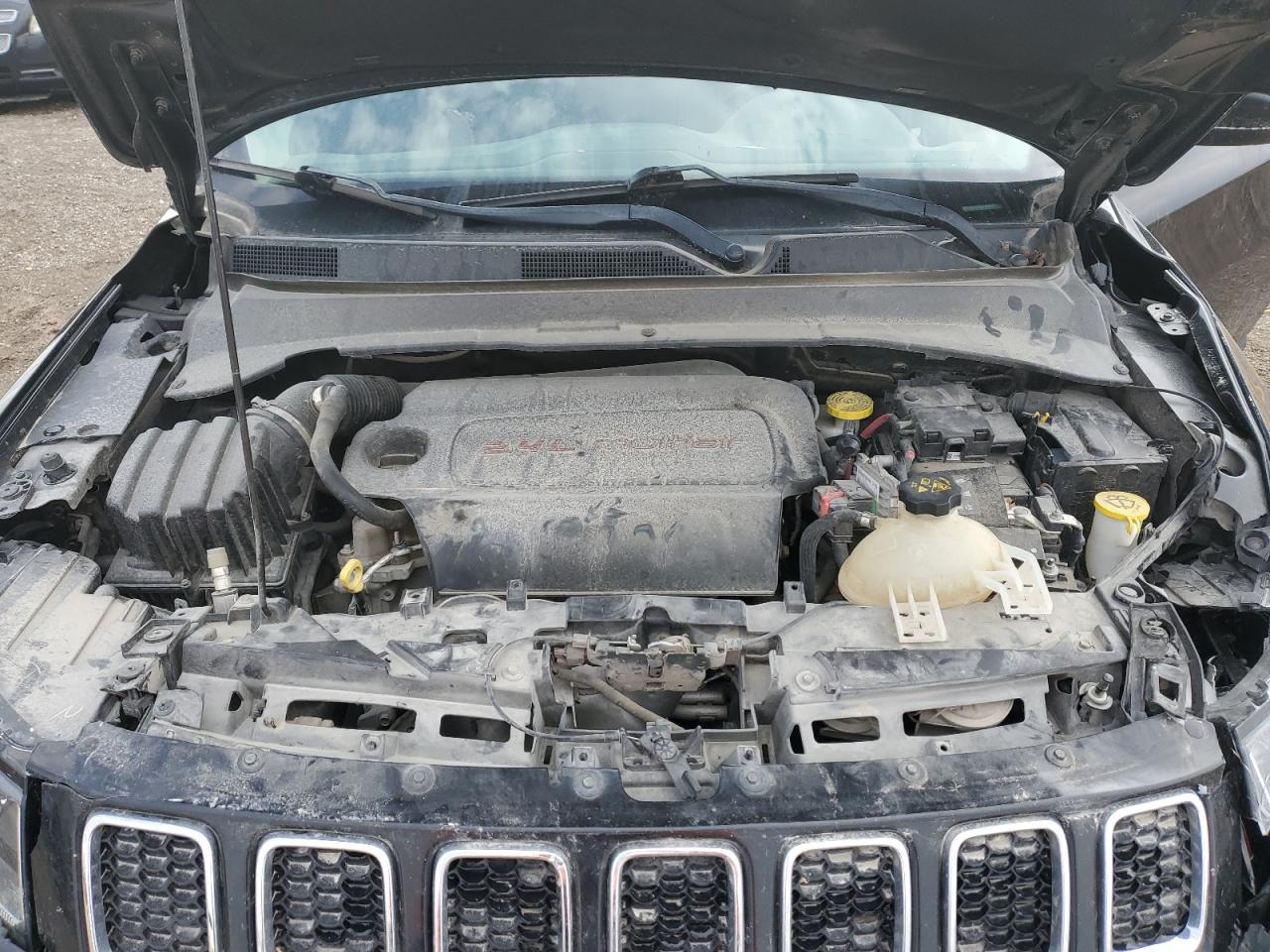 2018 Jeep Compass Latitude VIN: 3C4NJDBB0JT199502 Lot: 90502655