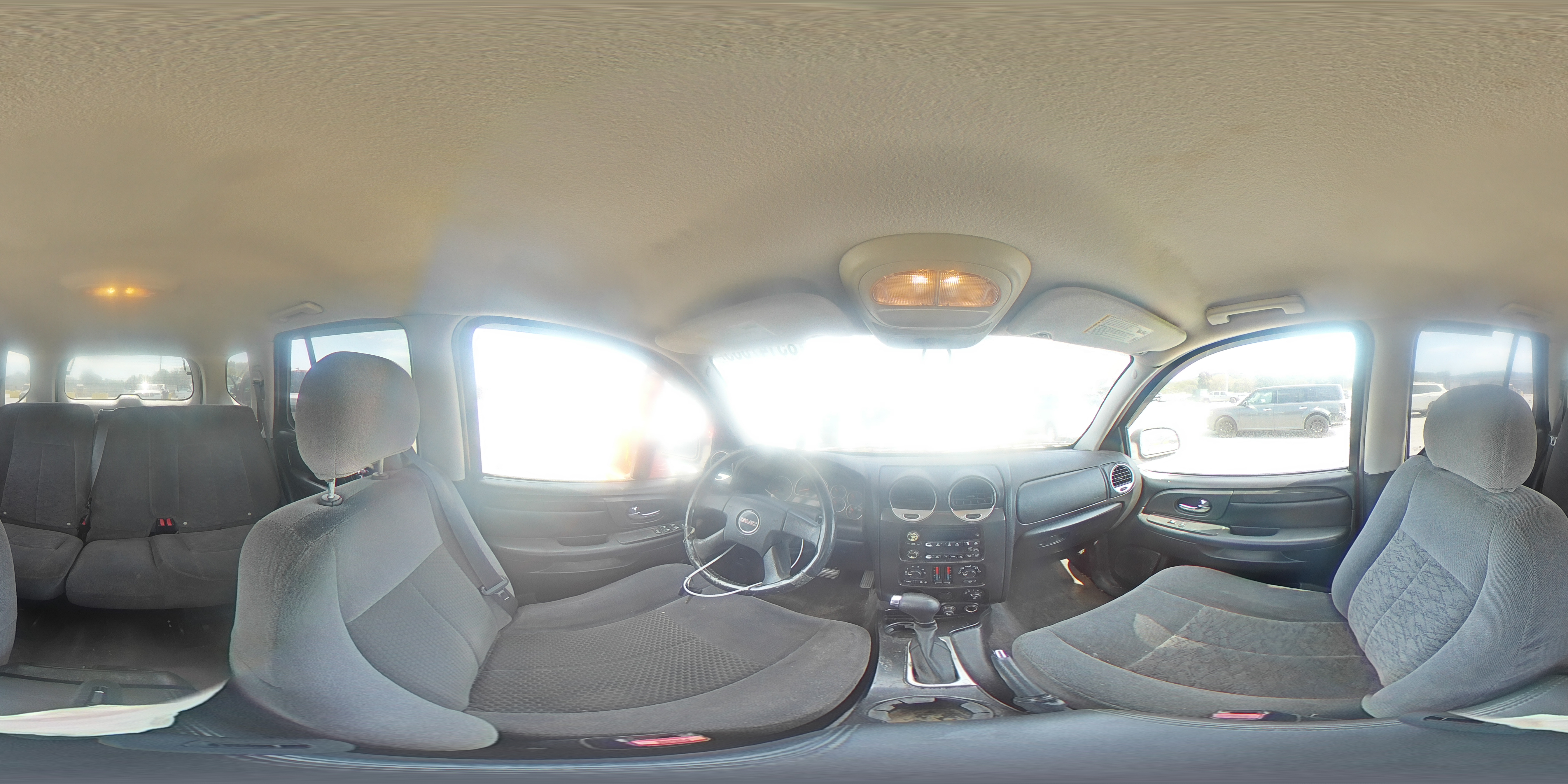 2005 GMC Envoy VIN: 1GKDS13S352144141 Lot: 85147065