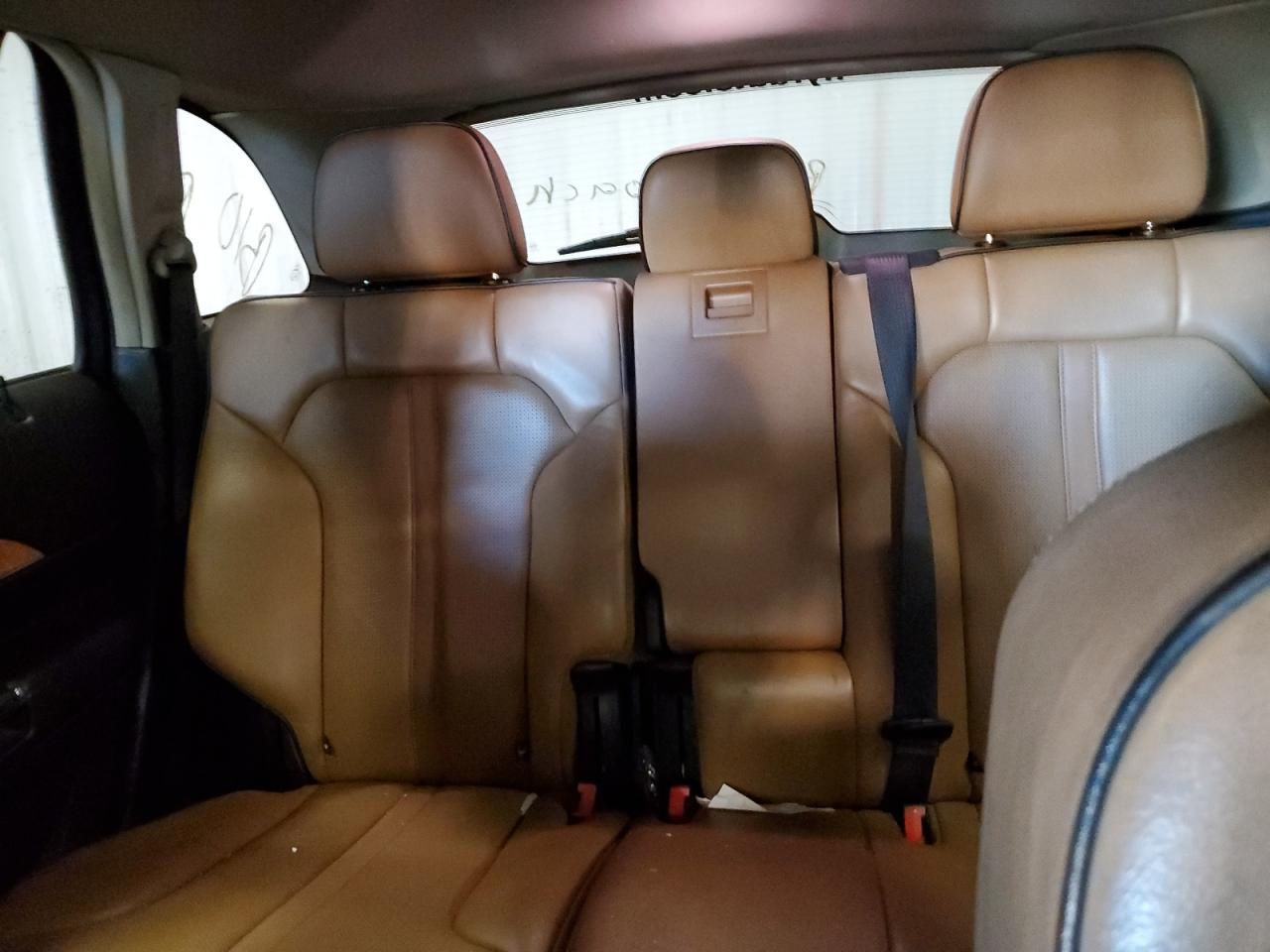 2011 Lincoln Mkx VIN: 2LMDJ8JKXBBJ27031 Lot: 85941135