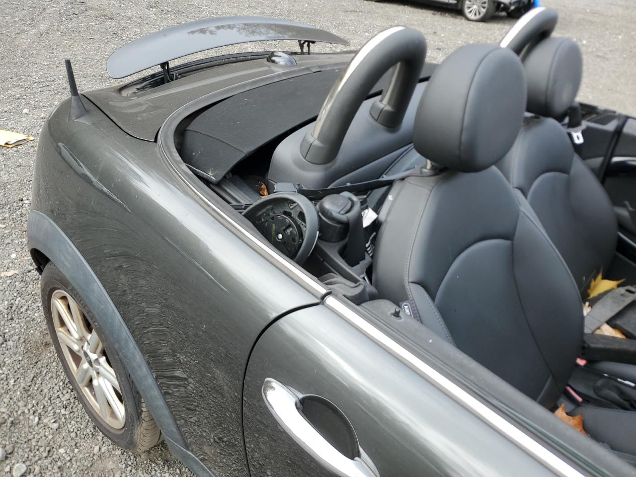 2014 Mini Cooper Roadster S VIN: WMWSY3C52ET566447 Lot: 90548385