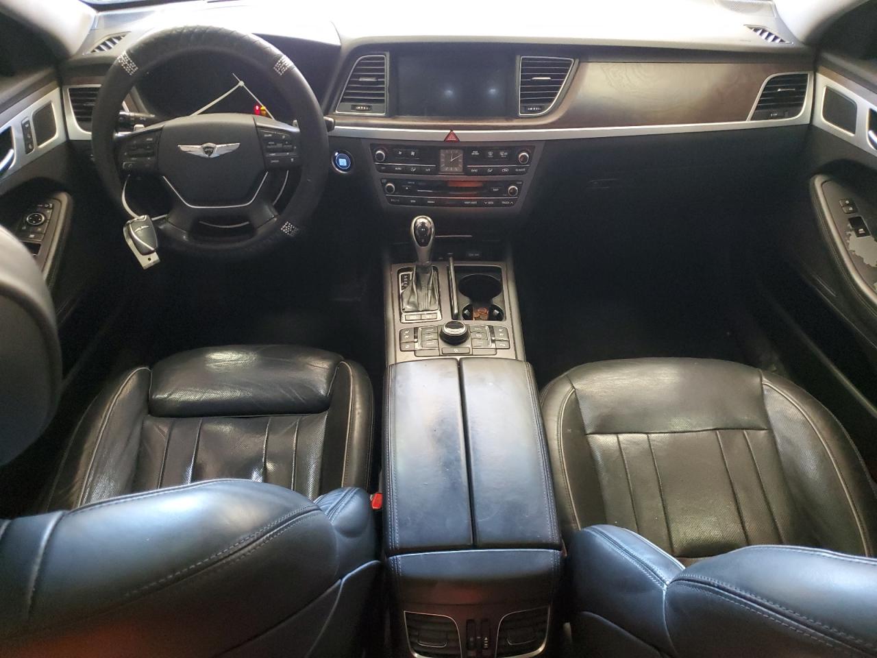 2015 Hyundai Genesis 3.8L VIN: KMHGN4JEXFU045946 Lot: 87100505