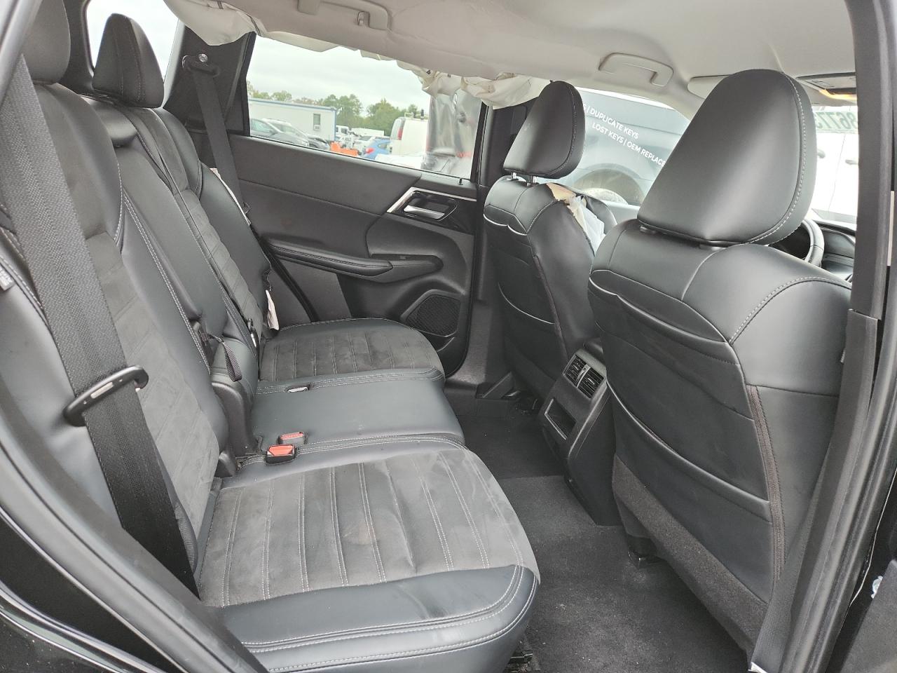 2024 Mitsubishi Outlander Se VIN: JA4J3VA84RZ023233 Lot: 86773665