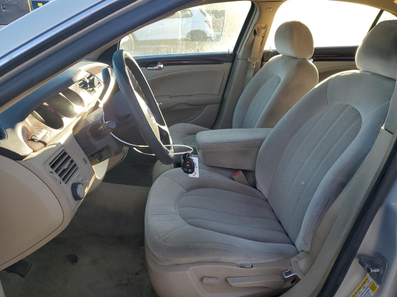 2007 Buick Lucerne Cx VIN: 1G4HP57277U229888 Lot: 82683285