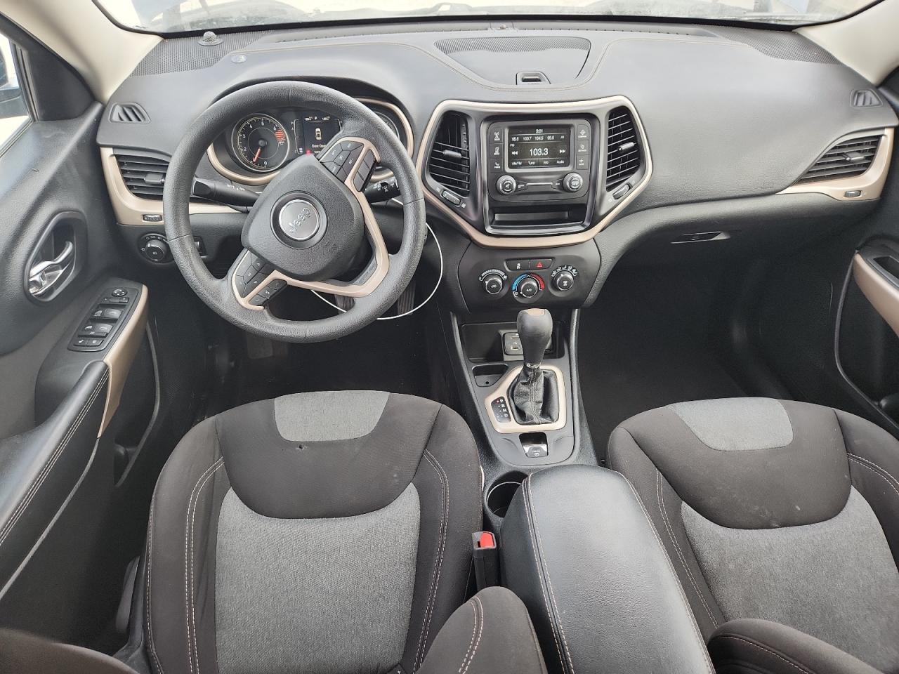 2018 Jeep Cherokee Latitude VIN: 1C4PJLCB3JD596595 Lot: 85505655