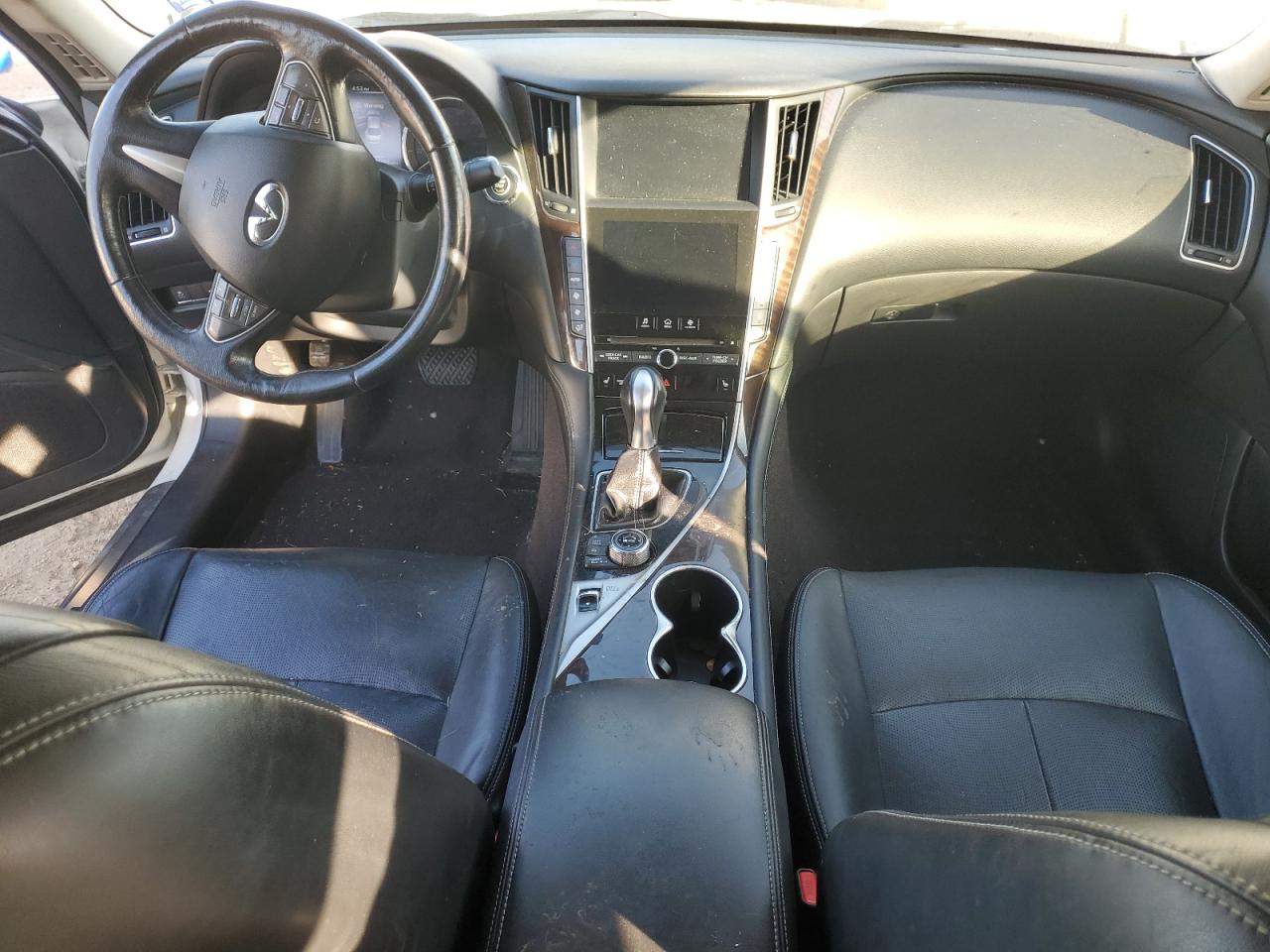 2015 Infiniti Q50 Base VIN: JN1BV7AR4FM396292 Lot: 82237055