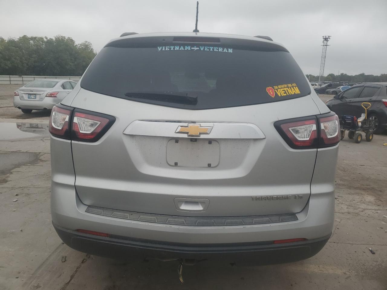 2013 Chevrolet Traverse Ls VIN: 1GNKRFED5DJ152103 Lot: 90035335