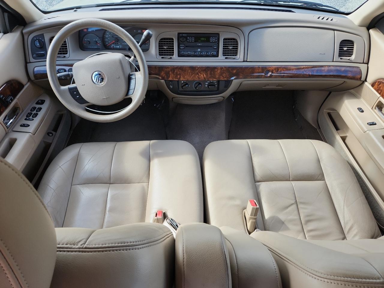 2005 Mercury Grand Marquis Gs VIN: 2MEFM74W55X600929 Lot: 67350755