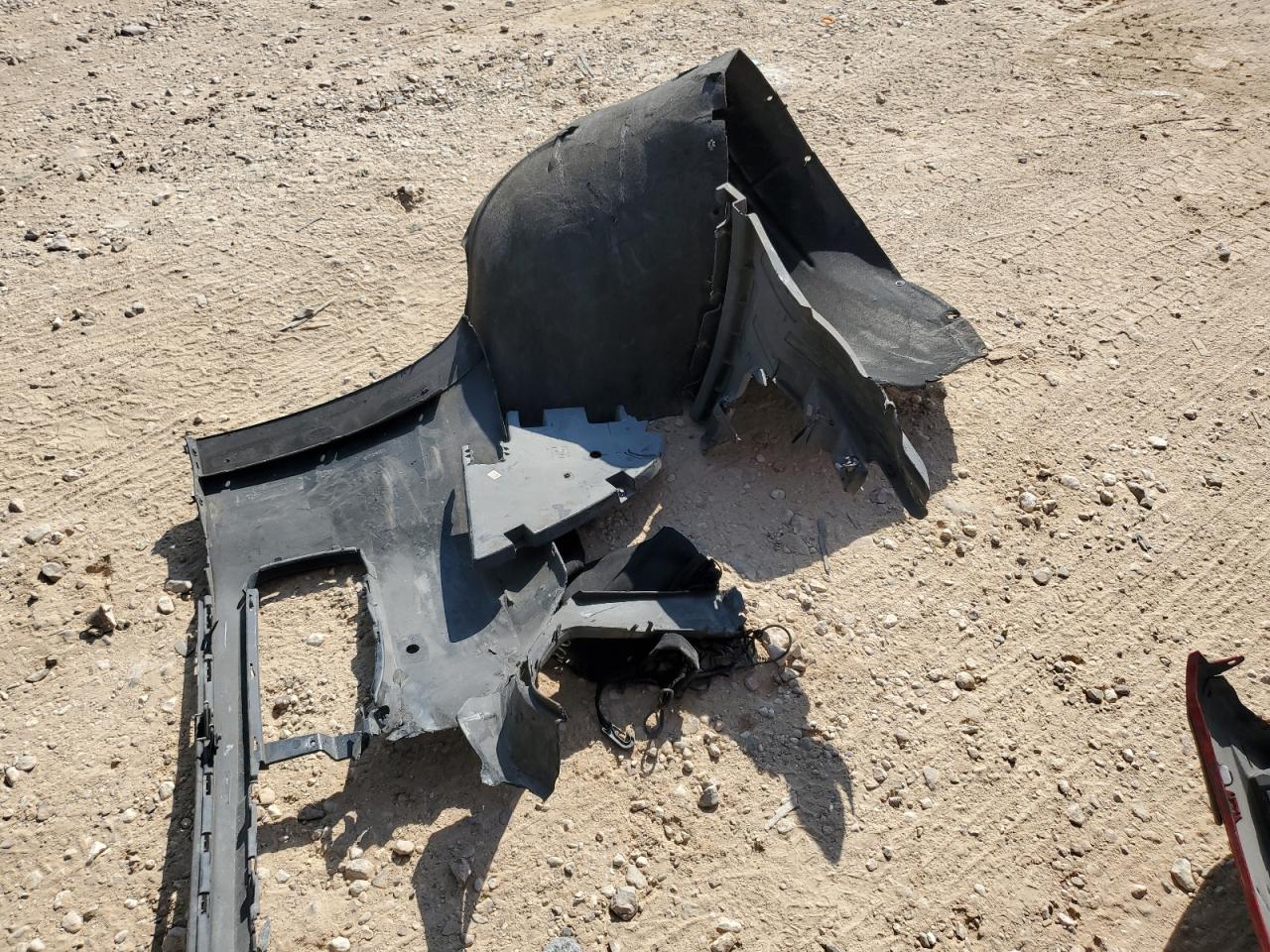 2017 GMC Yukon Xl Denali VIN: 1GKS1HKJ2HR307062 Lot: 89693685