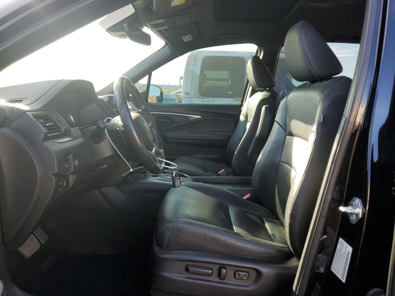 2022 Honda Passport Exl VIN: 5FNYF8H51NB011999 Lot: 89546035