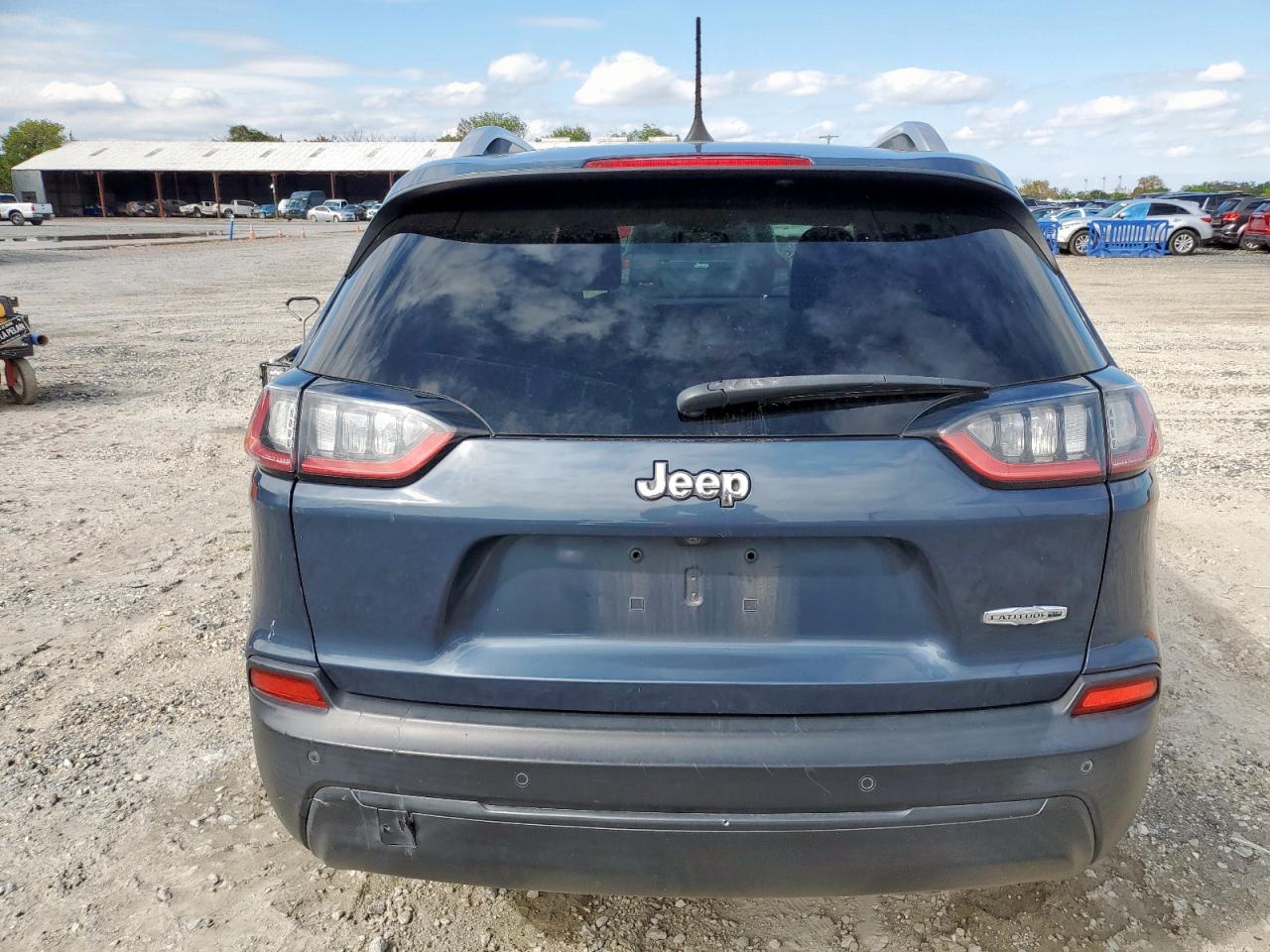 2020 Jeep Cherokee Latitude Plus VIN: 1C4PJLLB0LD557143 Lot: 86817255