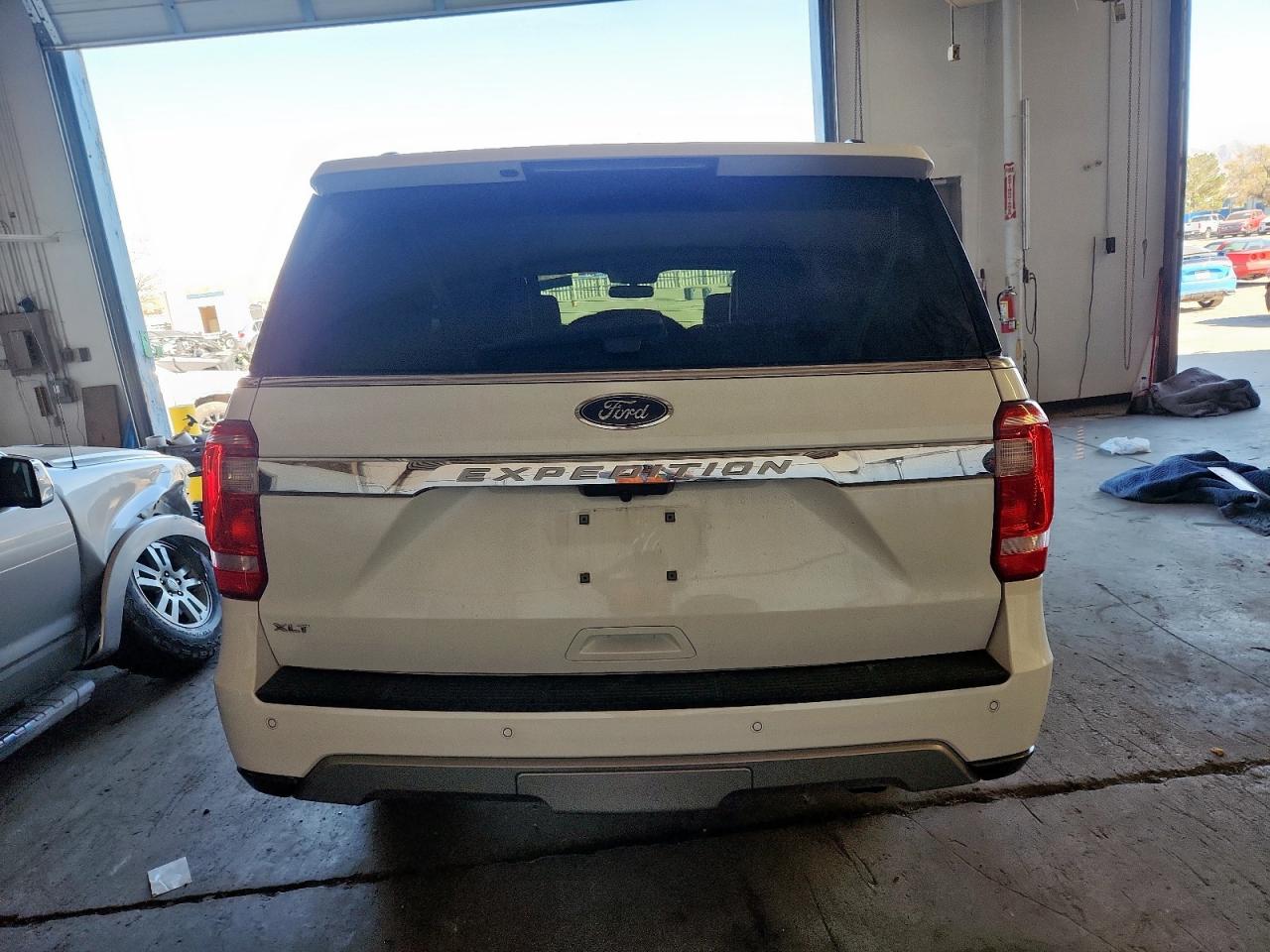 2021 Ford Expedition Xlt VIN: 1FMJU1HT2MEA70259 Lot: 90583035