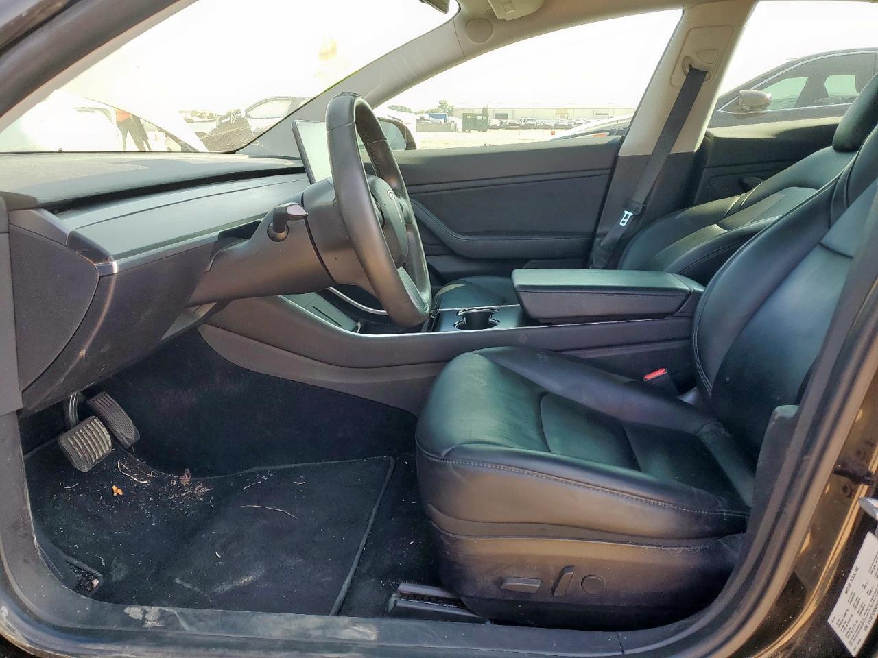 2019 Tesla Model 3 VIN: 5YJ3E1EB2KF543126 Lot: 81976615