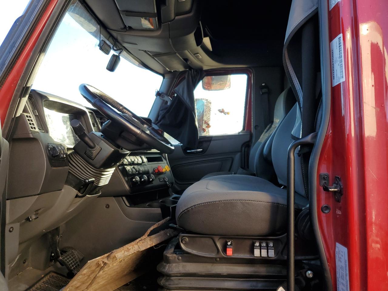 2024 International Lt625 VIN: 3HSDZTZR0RN747832 Lot: 85126255