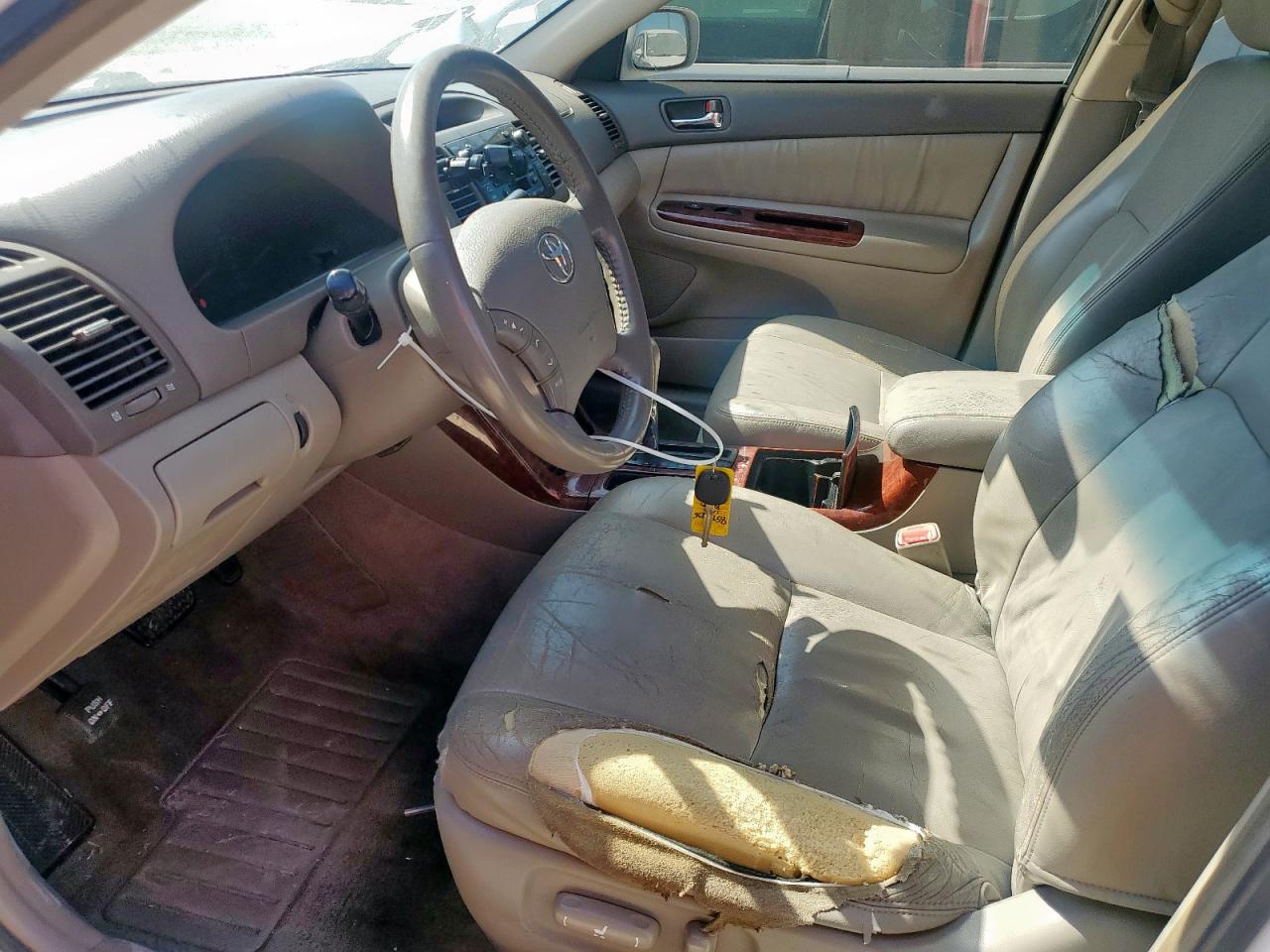 2005 Toyota Camry Le VIN: JTDBF32K650165078 Lot: 85724735