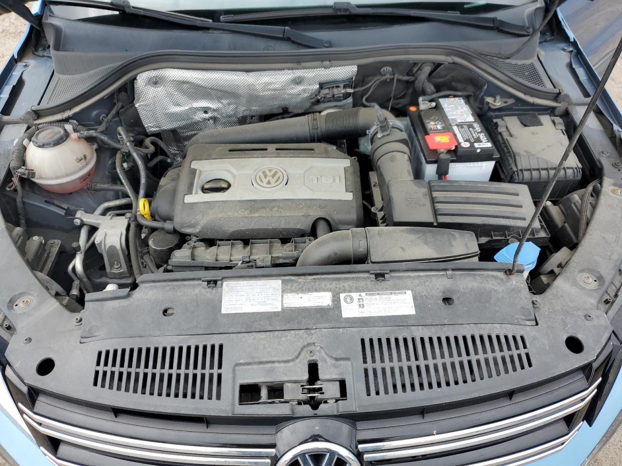 2017 Volkswagen Tiguan S VIN: WVGAV7AX9HK048831 Lot: 85521225