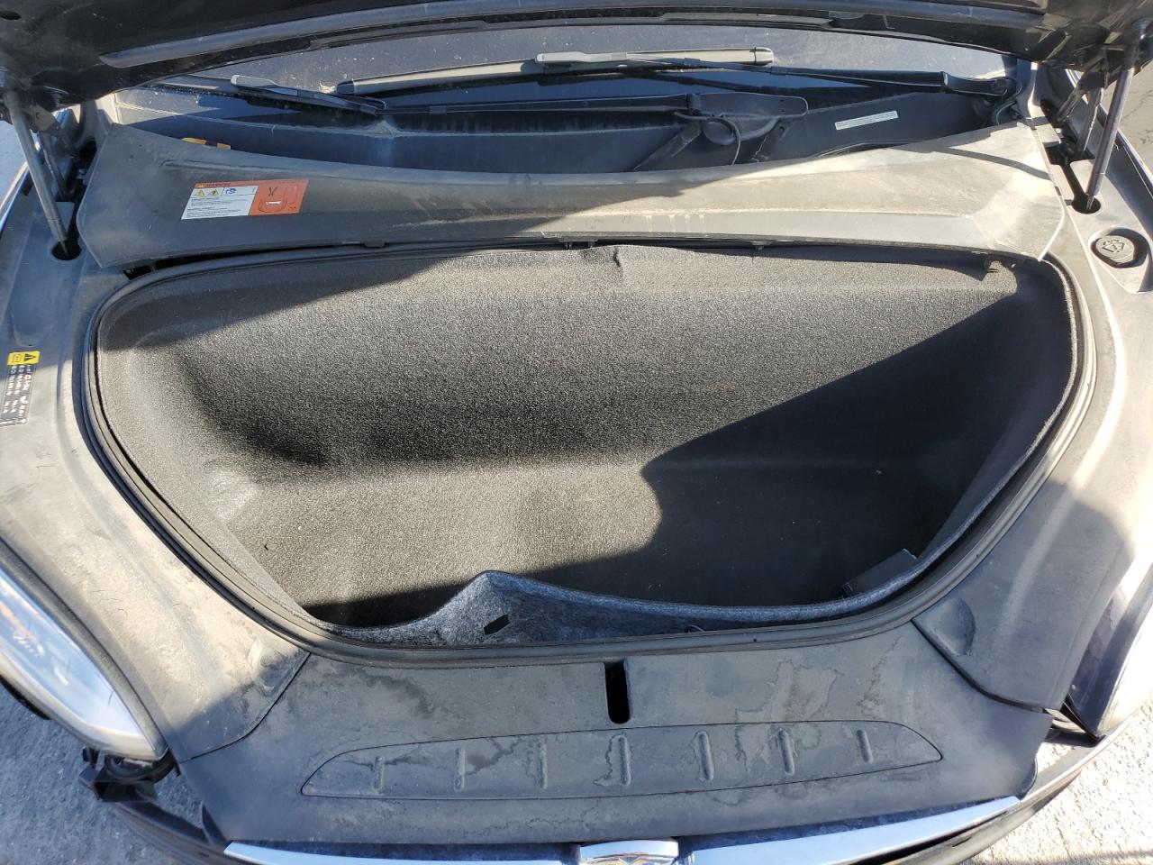 2018 Tesla Model X VIN: 5YJXCDE29JF092218 Lot: 86470835