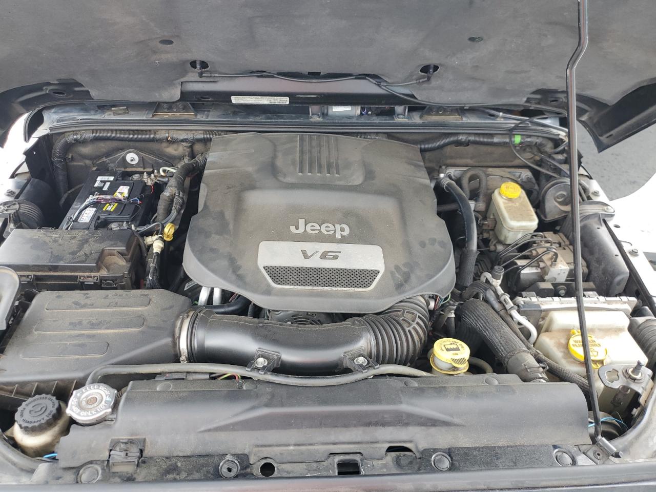 2014 Jeep Wrangler Unlimited Sahara VIN: 1C4BJWEG6EL262237 Lot: 82339545