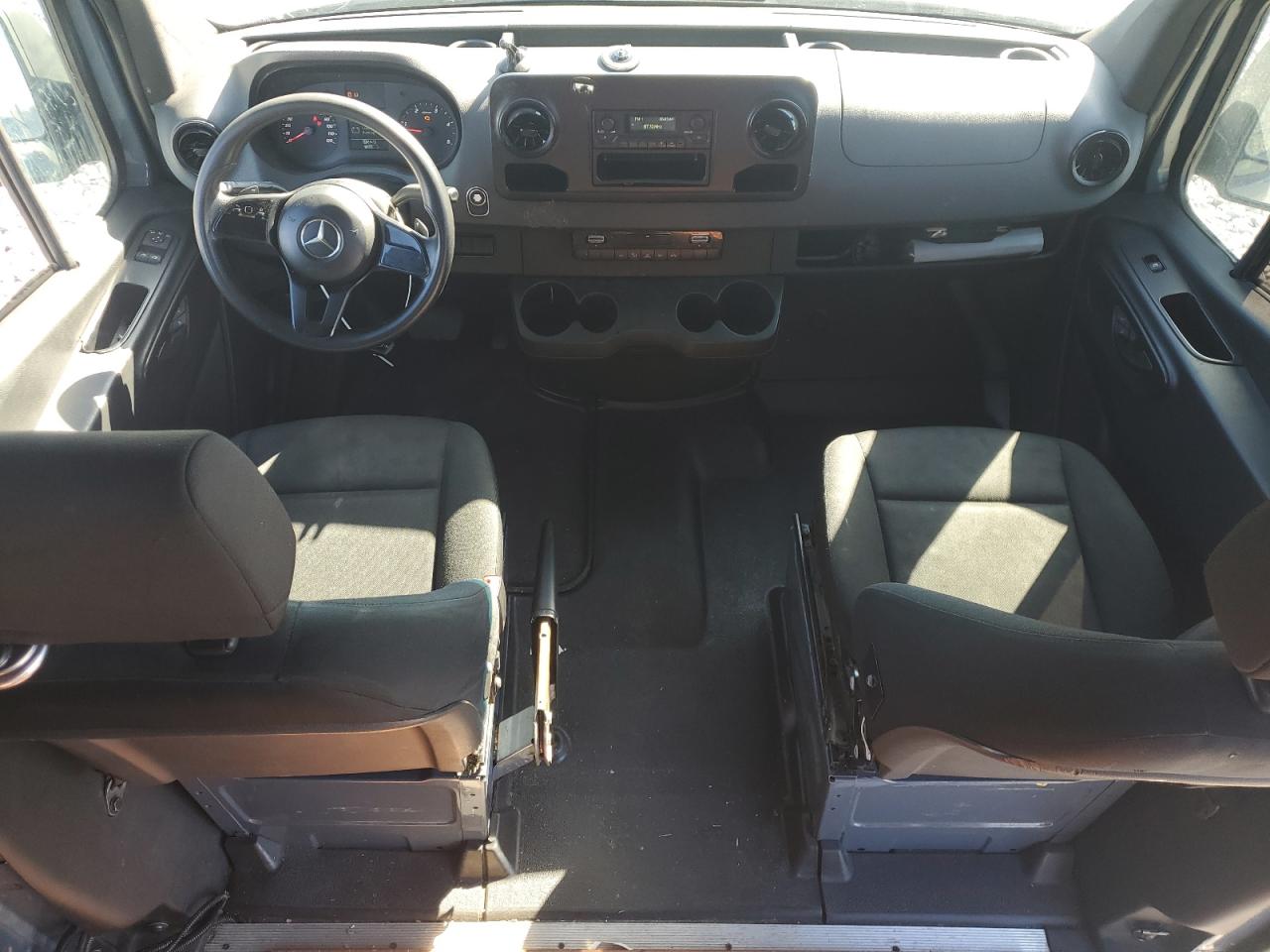 2019 Mercedes Benz Sprinter Delivery Van VIN: WD4PF0CD6KT004945 Lot: 90999645