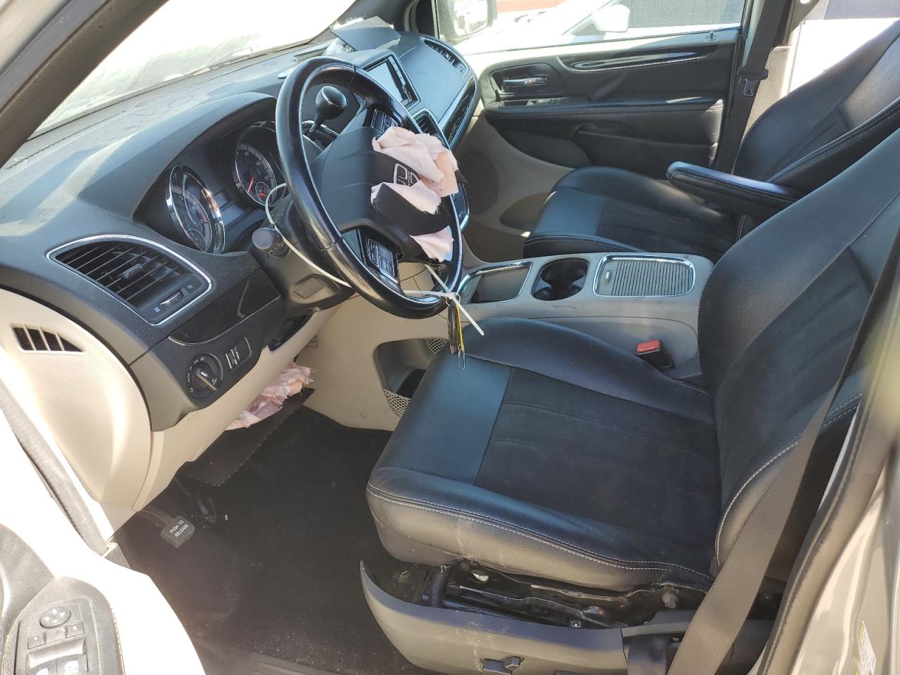 2019 Dodge Grand Caravan Sxt VIN: 2C4RDGCG9KR726056 Lot: 86832375