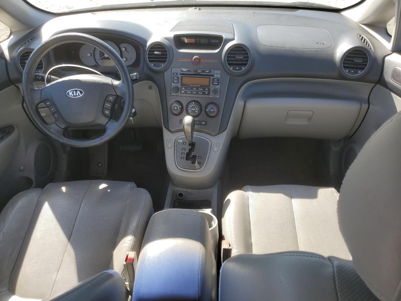 2007 Kia Rondo Base VIN: KNAFG525277029171 Lot: 87104045