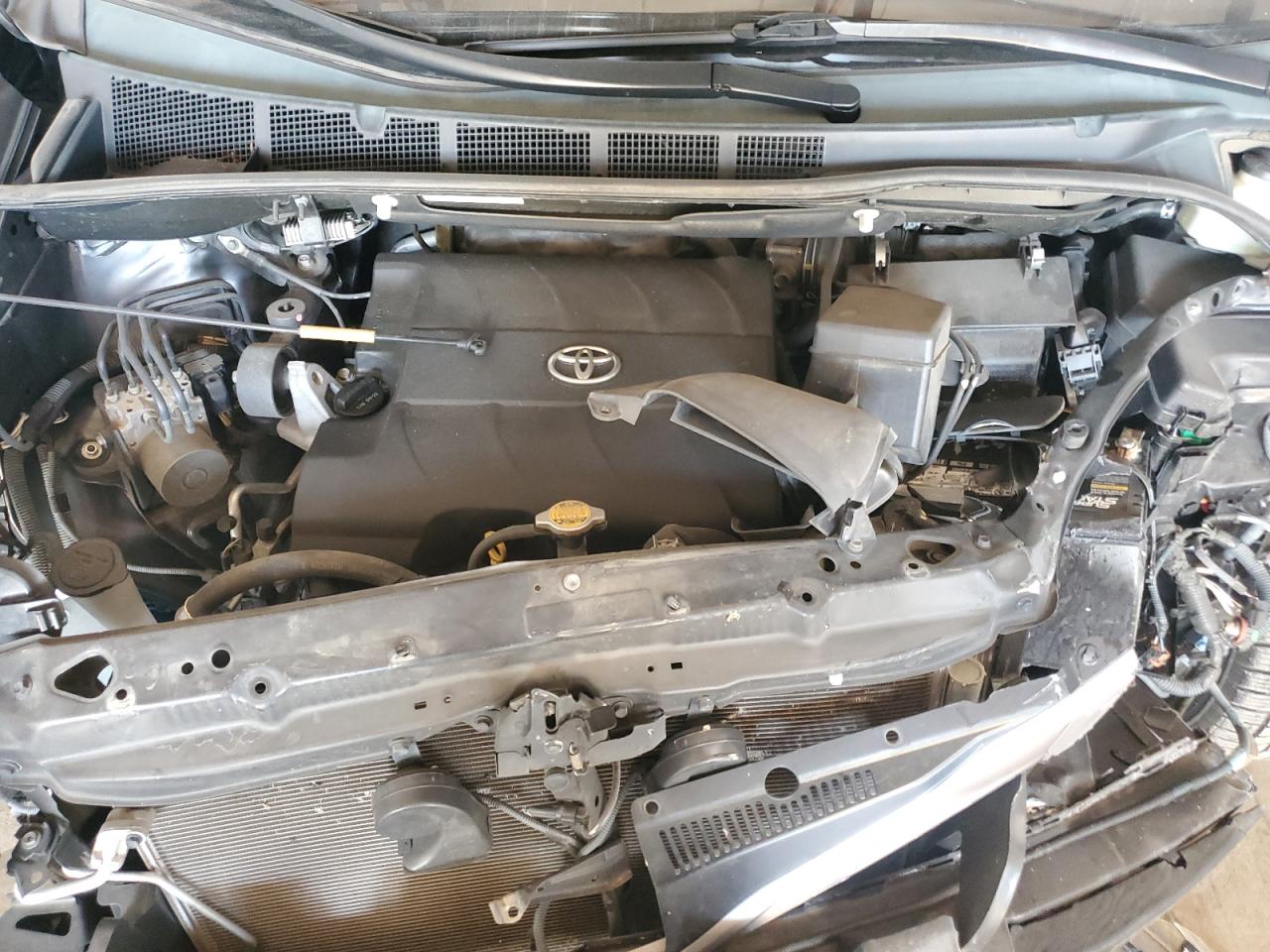 2015 Toyota Sienna Xle VIN: 5TDYK3DC8FS595849 Lot: 84948895