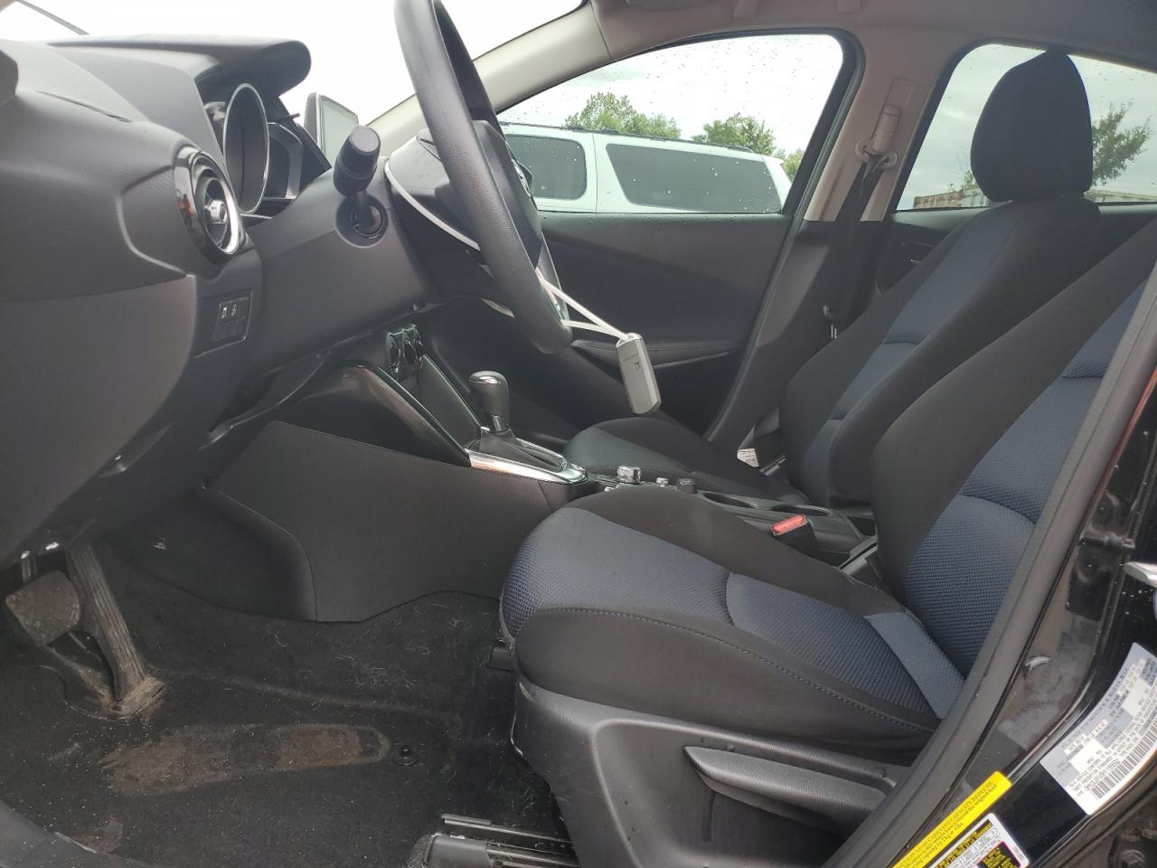 2017 Toyota Yaris Ia VIN: 3MYDLBYV6HY155692 Lot: 82315115