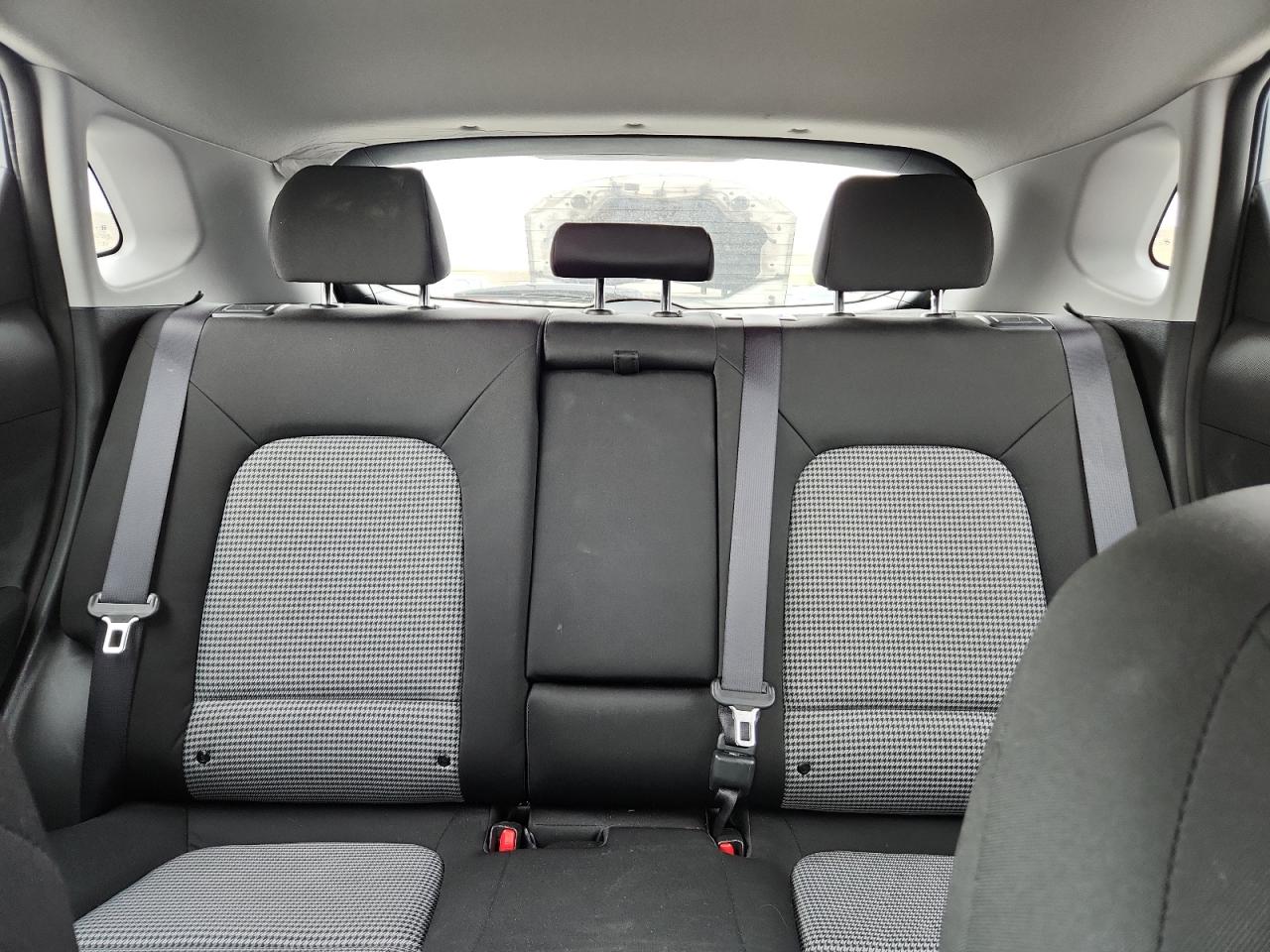 2020 Hyundai Kona Se VIN: KM8K1CAA3LU461877 Lot: 86296425