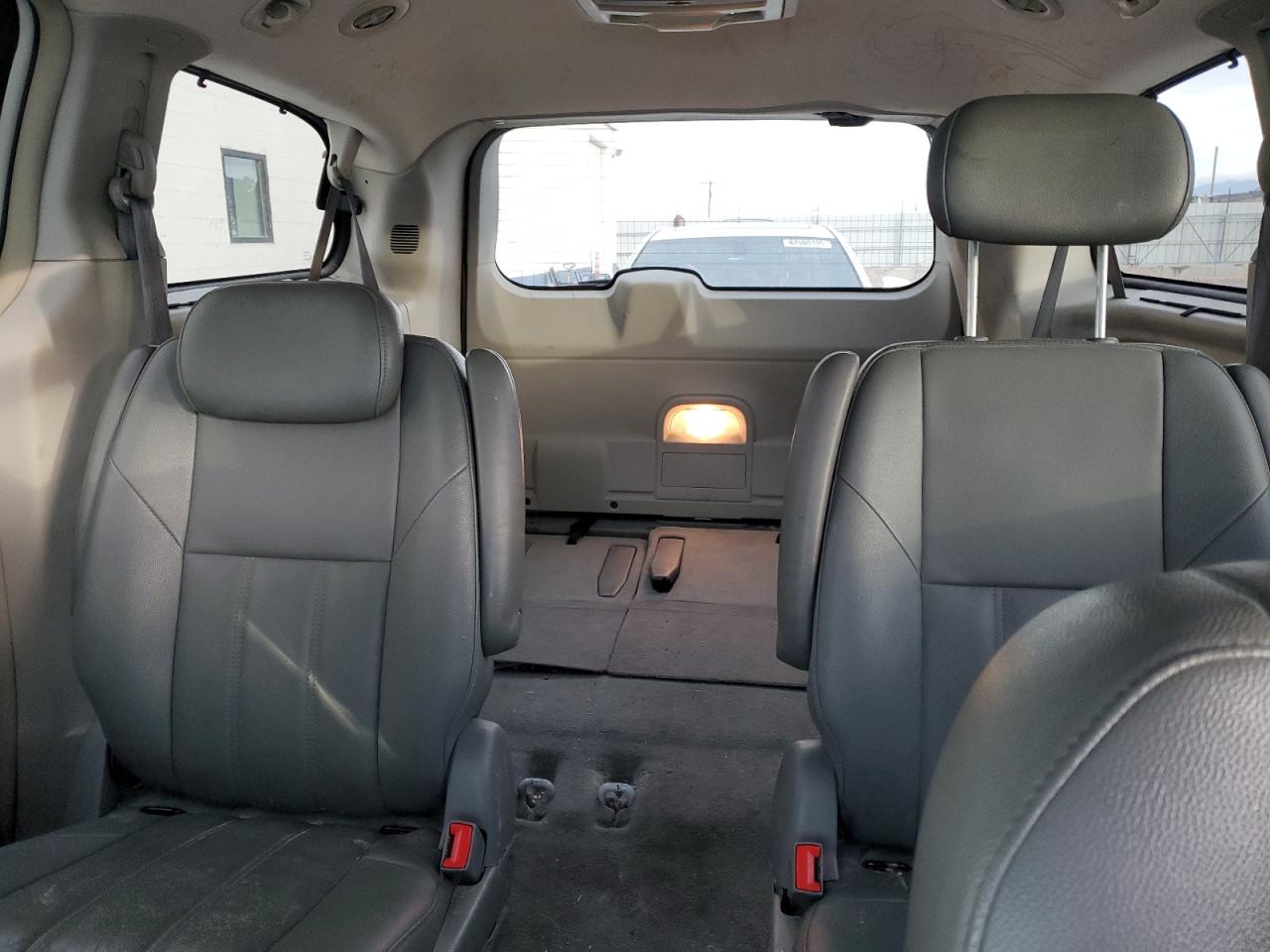 2008 Chrysler Town & Country Touring VIN: 2A8HR54P98R735793 Lot: 86512615