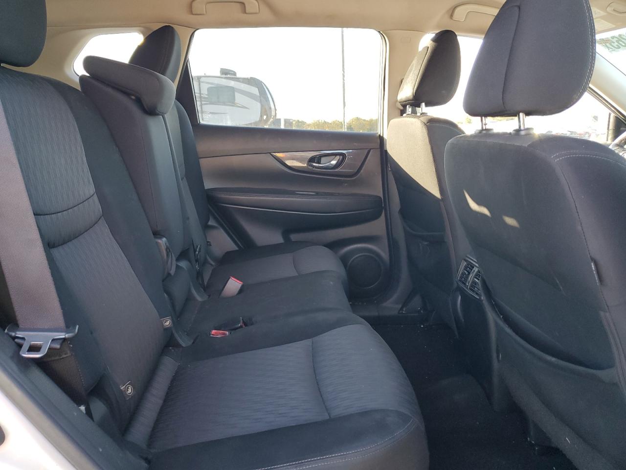 2018 Nissan Rogue S VIN: JN8AT2MVXJW349957 Lot: 85600265